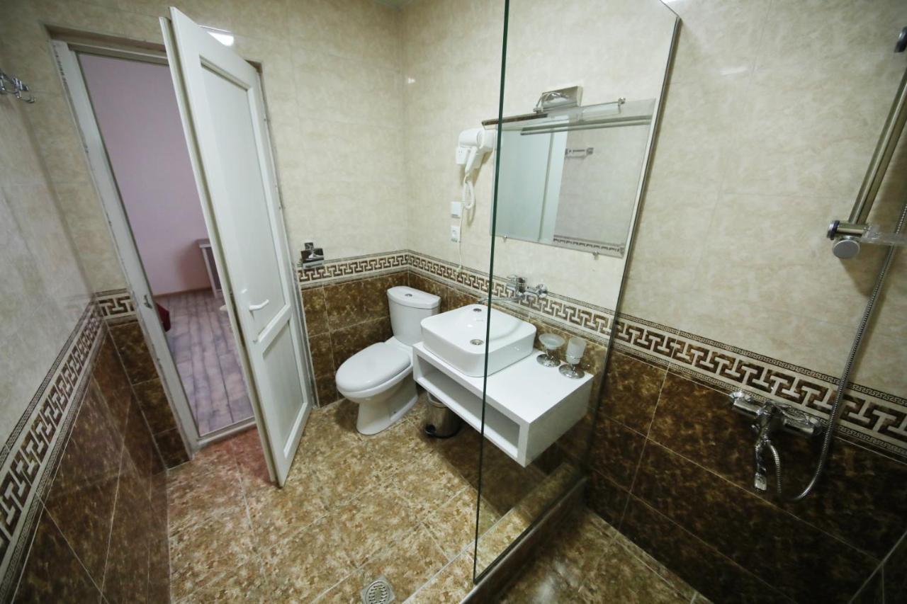 Hotel Tamari Кутаиси Экстерьер фото