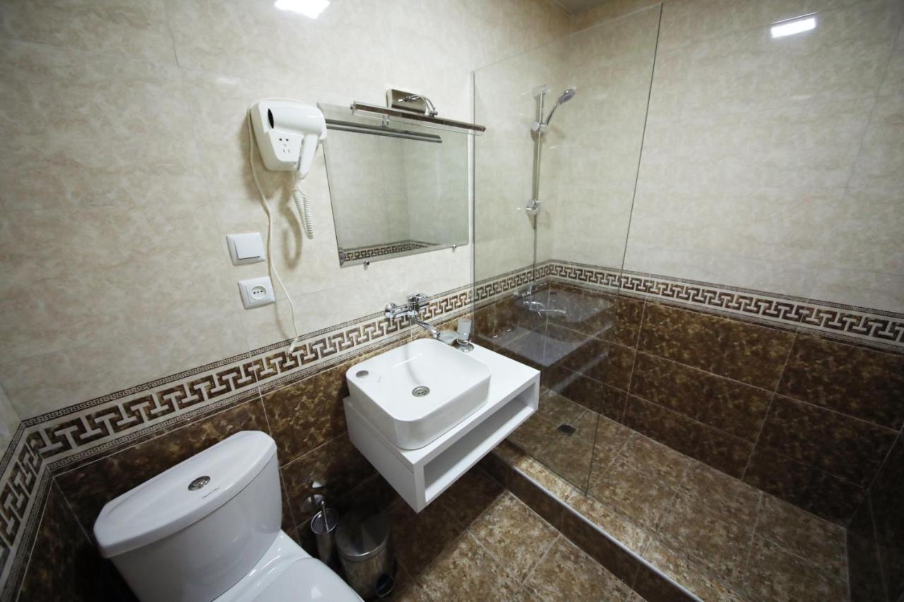 Hotel Tamari Кутаиси Экстерьер фото