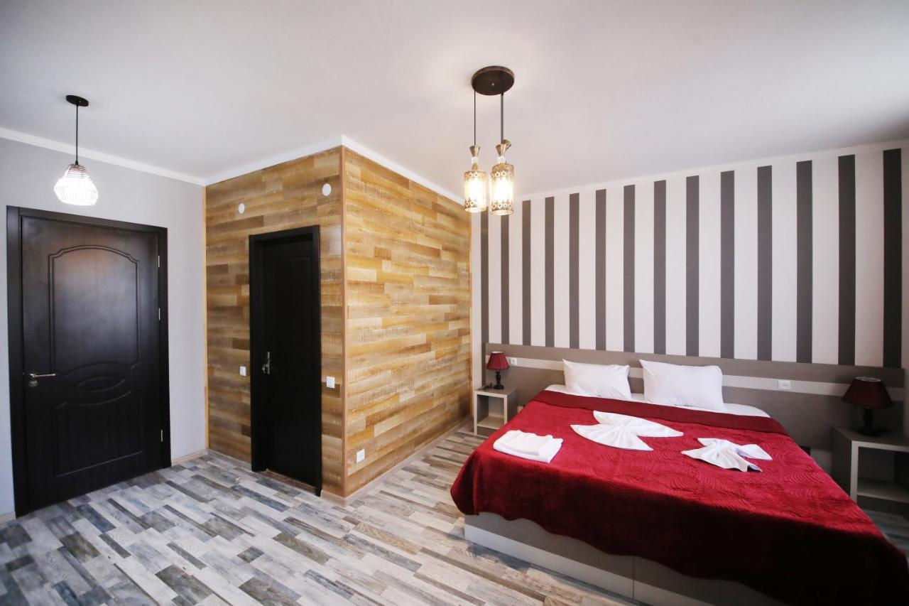 Hotel Tamari Кутаиси Экстерьер фото