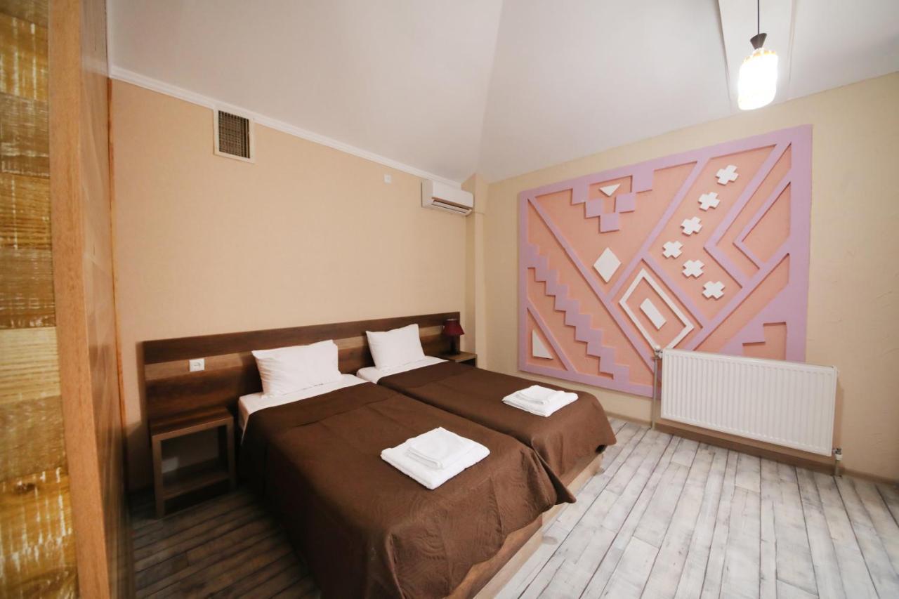 Hotel Tamari Кутаиси Экстерьер фото
