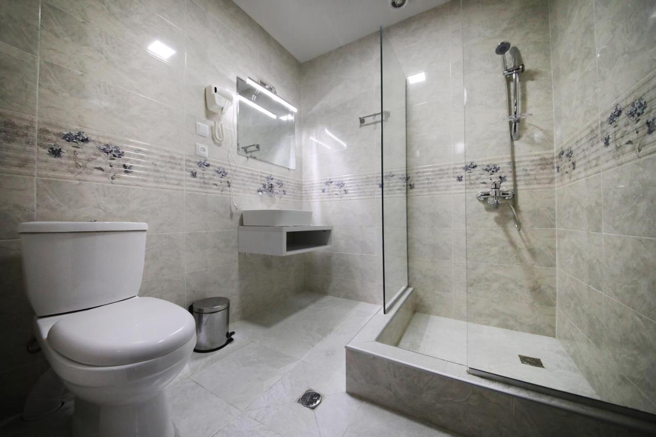 Hotel Tamari Кутаиси Экстерьер фото